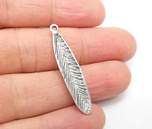 2 Feather Charms, Boho Charms, Leaf Charms, Dangle Earring Charms, Silver Pendant, Necklace Parts, Antique Silver Plated 40x8mm G35072