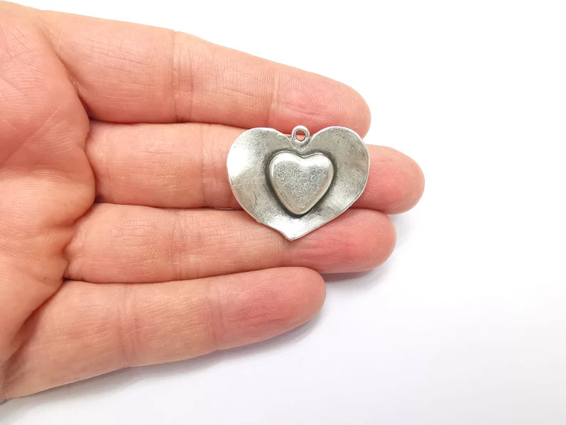 Heart Charms, Boho Charms, Love Charms, Dangle Earring Charms, Silver Pendant, Necklace Parts, Antique Silver Plated 34x27mm G35075