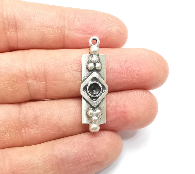 2 Silver Boho Charms, Love Charms, Dangle Earring Charms, Silver Pendant, Necklace Parts, Antique Silver Plated 36x10mm G35077
