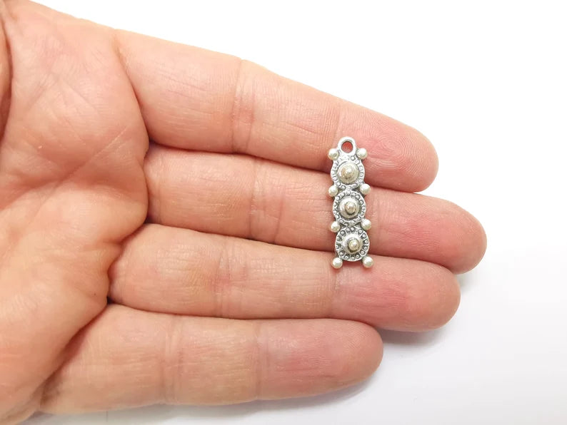 Silver Dangle Charms, Boho Charms, Rustic Charms, Earring Charms, Silver Pendant, Necklace Parts, Antique Silver Plated 29x9mm G35091