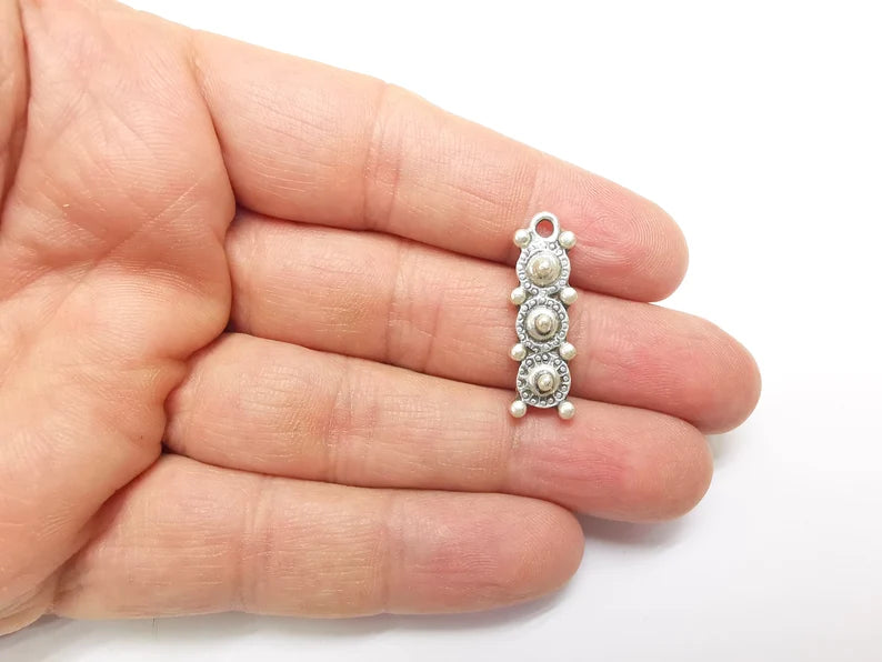 Silver Dangle Charms, Boho Charms, Rustic Charms, Earring Charms, Silver Pendant, Necklace Parts, Antique Silver Plated 29x9mm G35091