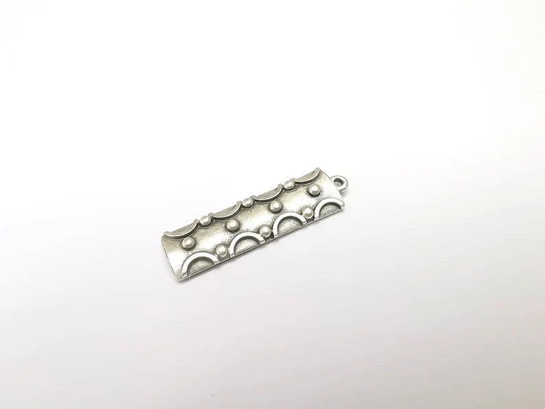 Silver Dangle Charms, Boho Charms, Rustic Charms, Earring Charms, Silver Pendant, Necklace Parts, Antique Silver Plated 42x11mm G35106