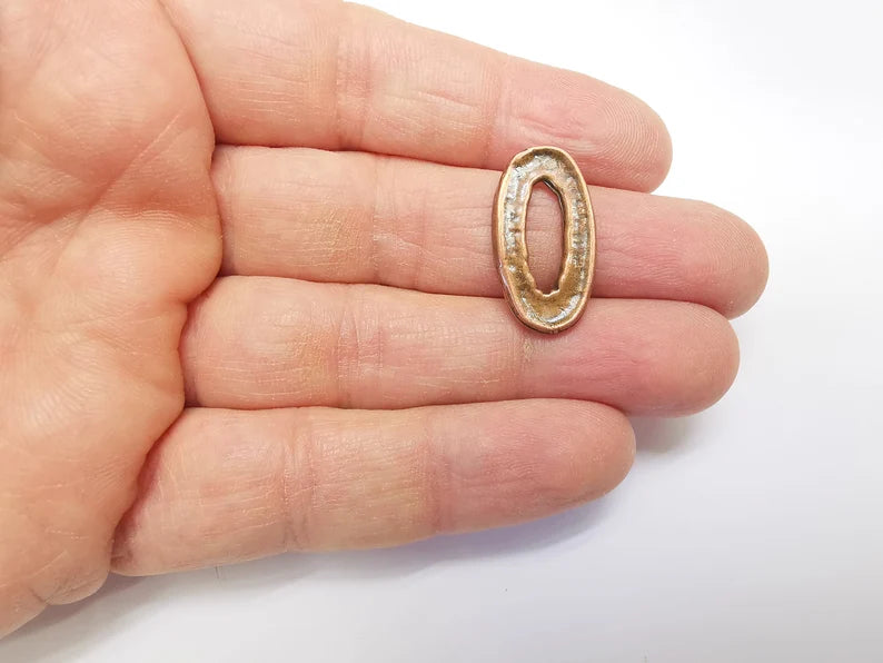 5 Copper Circle Connector, Jewelry Parts, Hammered Bracelet Component, Antique Copper Finding, Antique Copper Plated (25x13mm) G35108