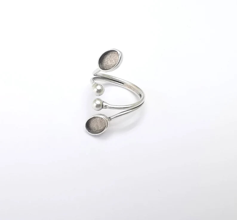 Wrap Ring Setting, Cabochon Blank, Resin Bezel, inlay Mounting, Epoxy Base, Ring Frame, Adjustable Antique Silver Plated Brass 8x6mm G34892