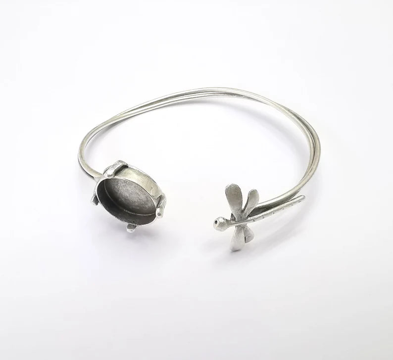 Wire Dragonfly Bracelet Bezel, Wrap Cuff Resin Blank, Wristband Base, Cabochon Mounting, Adjustable Antique Silver Plated Brass 14mm G34896