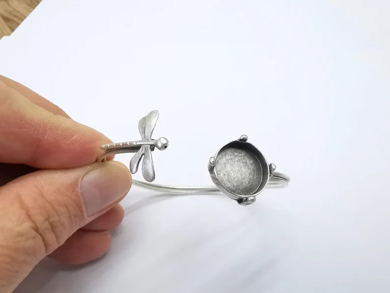 Wire Dragonfly Bracelet Bezel, Wrap Cuff Resin Blank, Wristband Base, Cabochon Mounting, Adjustable Antique Silver Plated Brass 14mm G34896