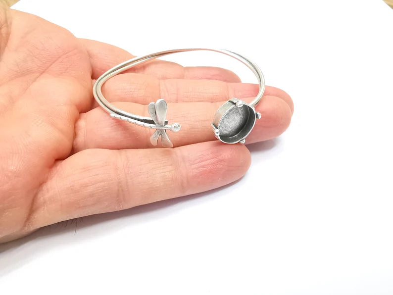 Wire Dragonfly Bracelet Bezel, Wrap Cuff Resin Blank, Wristband Base, Cabochon Mounting, Adjustable Antique Silver Plated Brass 14mm G34896