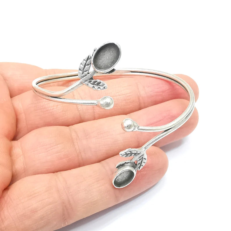Wire Leaf Bracelet Bezel, Wrap Cuff Frame, Resin Blank, Wristband Cabochon Base, Adjustable Antique Silver Plated Brass 8x6mm G34898