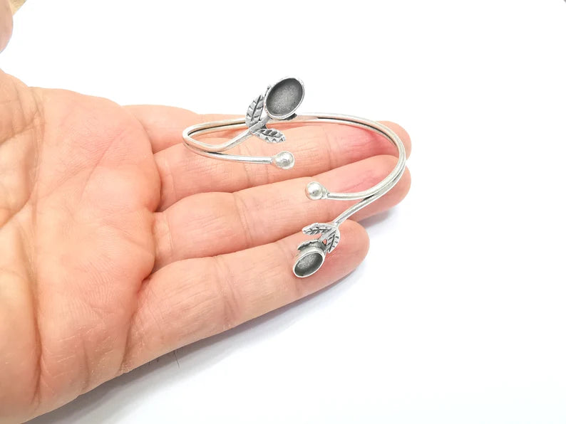 Wire Leaf Bracelet Bezel, Wrap Cuff Frame, Resin Blank, Wristband Cabochon Base, Adjustable Antique Silver Plated Brass 8x6mm G34898