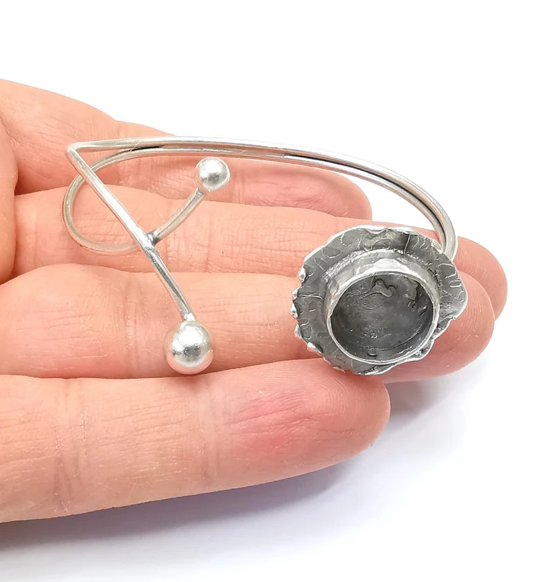 Wire Wrapped Bracelet Bezel, Wrap Cuff Resin Blank, Wristband Base, Cabochon Mountings, Adjustable Antique Silver Plated Brass (12mm) G34901