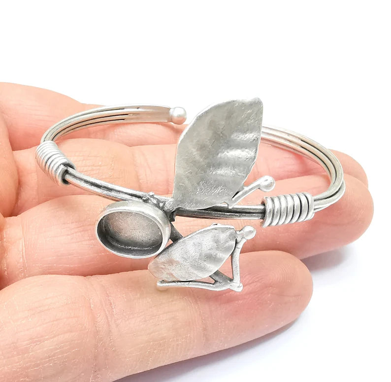 Leaf Bracelet Blank, Wire Wrapped Cuff, Bangle Bezel, Resin Blank, Wristband Cabochon Base, Adjustable Antique Silver Brass (11x8mm) G34926