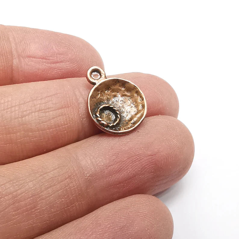 Disc Charms, Hammered, Disc Charms, Antique Copper Plated Charms (17x13mm) G34930