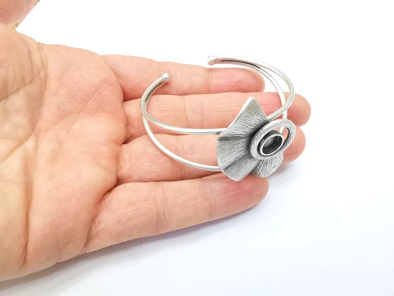 Silver Bracelet Blank, Wire Wrapped Cuff, Bangle Bezel, Resin Blank, Wristband Cabochon Base, Adjustable Antique Silver Brass (8mm) G34936