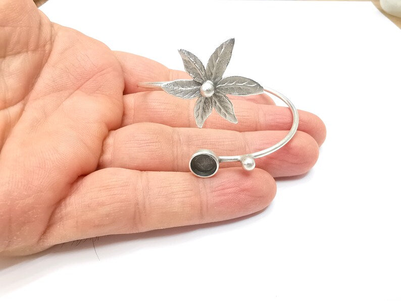 Leaf Bracelet Blank, Wire Wrapped Cuff, Bangle Bezel, Resin Blank, Wristband Cabochon Base, Adjustable Antique Silver Brass (8mm) G34939