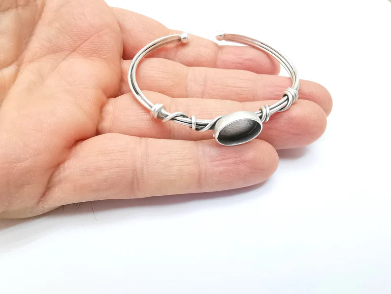 Wire Wrapped Bracelet Bezel, Wrap Cuff Resin Blank, Wristband Base, Cabochon Mounting, Adjustable Antique Silver Plated Brass 13x10mm G34950