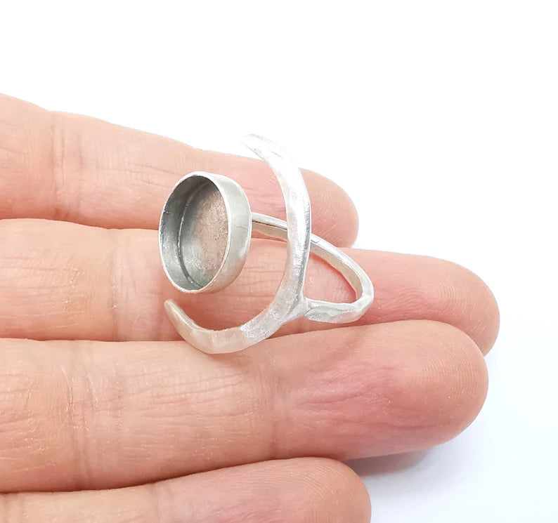 Crescent Ring Setting, Moon Ring, Celestial Ring, Cabochon Blank, Resin Bezel Frame, Adjustable Antique Silver Plated Brass 14mm G34955