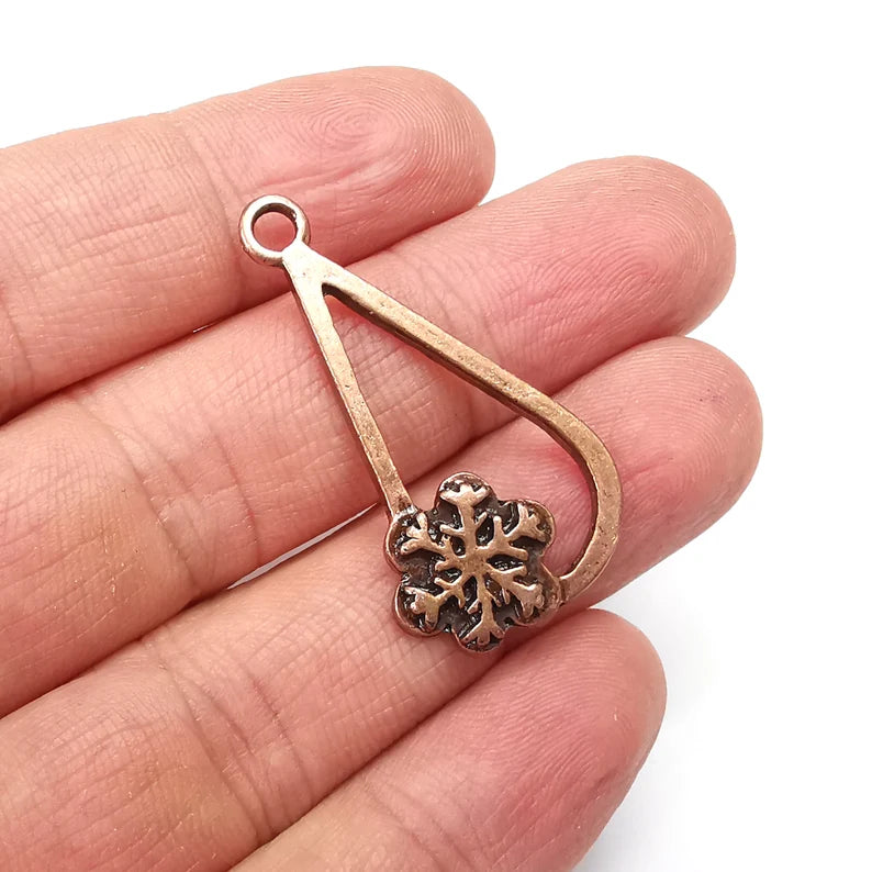 Snow Flake Chams, Drop Charms, Winter, Antique Copper Plated Charms (39x21mm) G34961