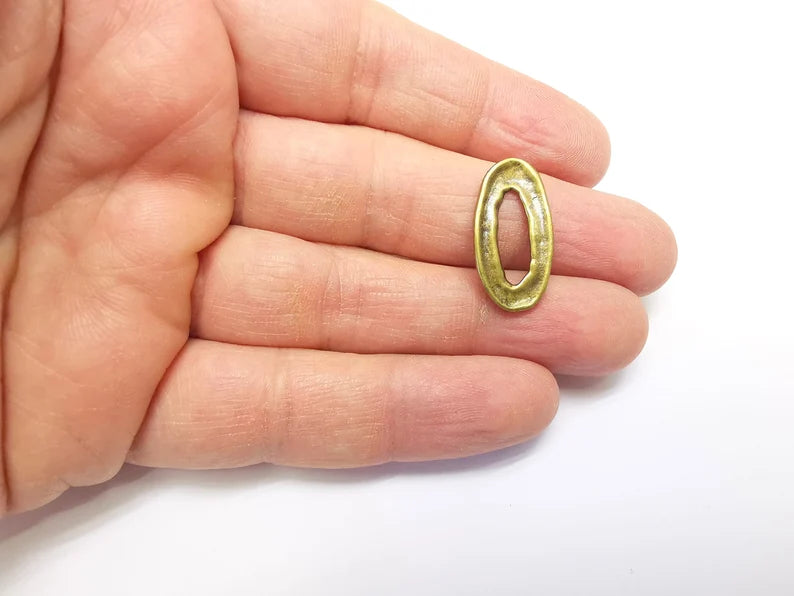 5 Bronze Circle Connector, Jewelry Parts, Hammered Bracelet Component, Antique Bronze Finding, Antique Bronze Plated (25x13mm) G35147