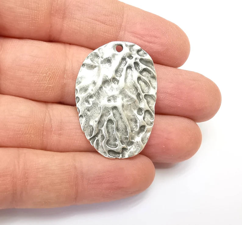 Silver Dangle Charms, Boho Charms, Rustic Charms, Earring Charms, Silver Pendant, Necklace Parts, Antique Silver Plated 37x26mm G35153