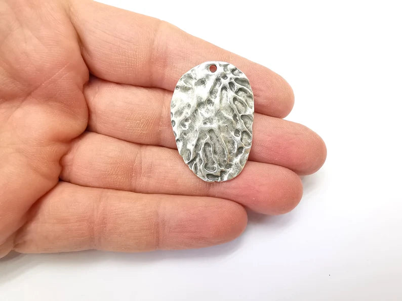 Silver Dangle Charms, Boho Charms, Rustic Charms, Earring Charms, Silver Pendant, Necklace Parts, Antique Silver Plated 37x26mm G35153