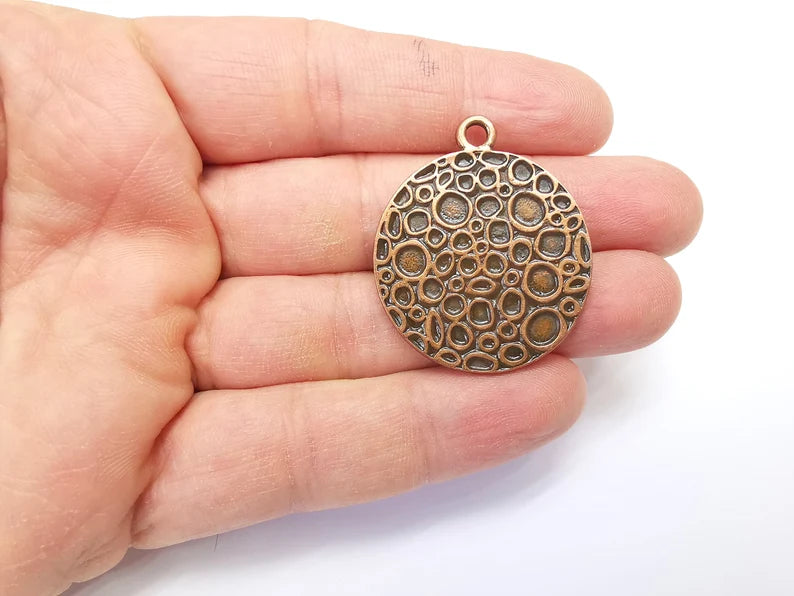 Copper Medallion Charms, Locket Pendant, Mottled Charms, Earring Charms, Boho Charms, Crater charms, Antique Copper Plated (40x33mm) G34977