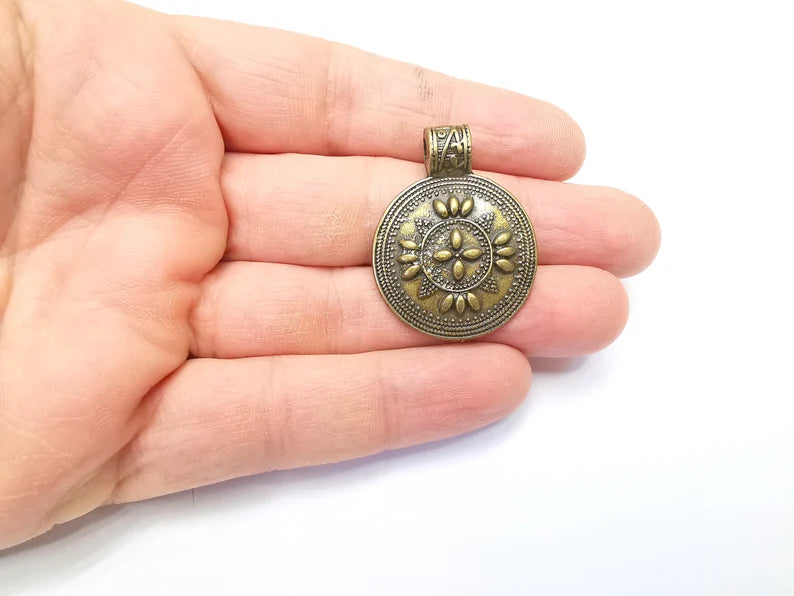 Bronze Medallion Pendant, Locket Pendant, Ethnic Pendant, Rustic Pendant, Tribal Pendant, Boho Charm, Antique Bronze Plated (38x29mm) G34978