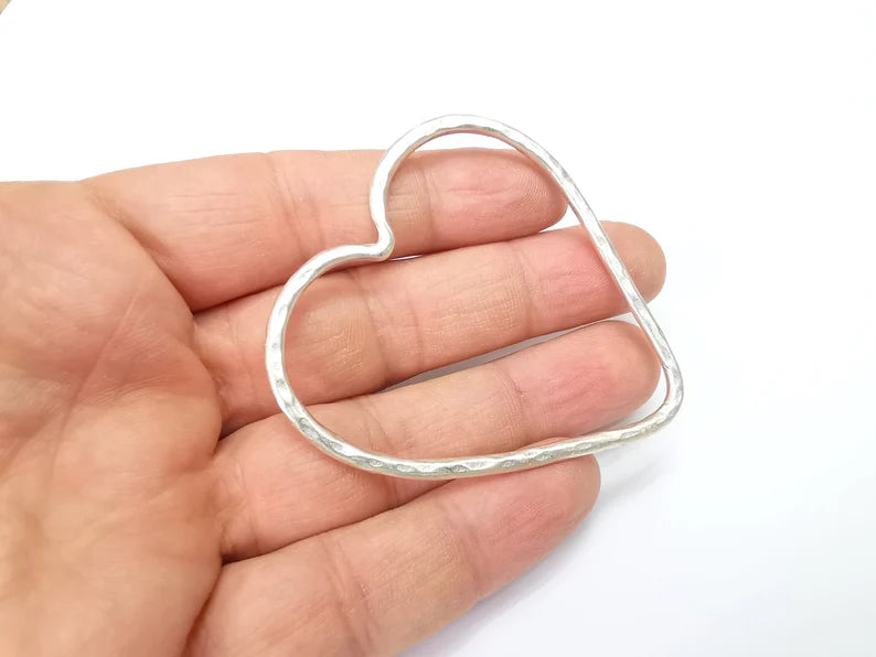 Big Heart Pendant, Large Heart, Hollow Heart Earring, Heart Frame, Heart Locket, Heart Medallion, Antique Silver Plated Metal 66x61mm G34999