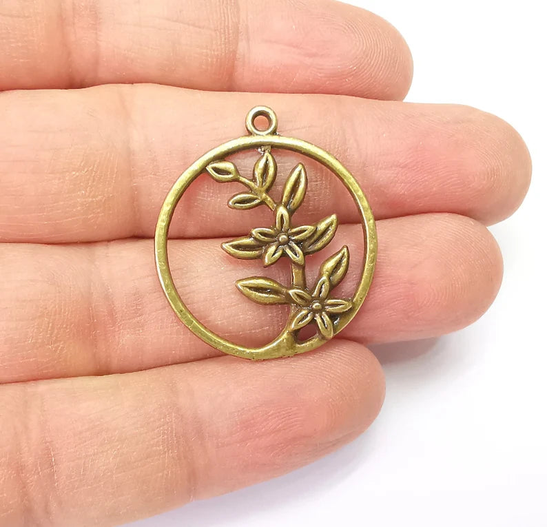 Flower Leaf Charms, Bronze Floral Charms, Earring Charms, Bronze Pendant, Necklace Pendant, Antique Bronze Plated Metal 31x28mm G35002