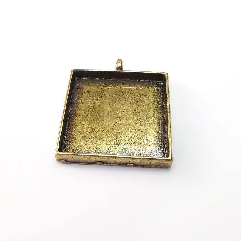 Square Pendant Blanks, Resin Bezel Bases, Mosaic Mountings, Dry Flower Frame, Polymer Clay base, Antique Bronze Plated (29mm) G35022