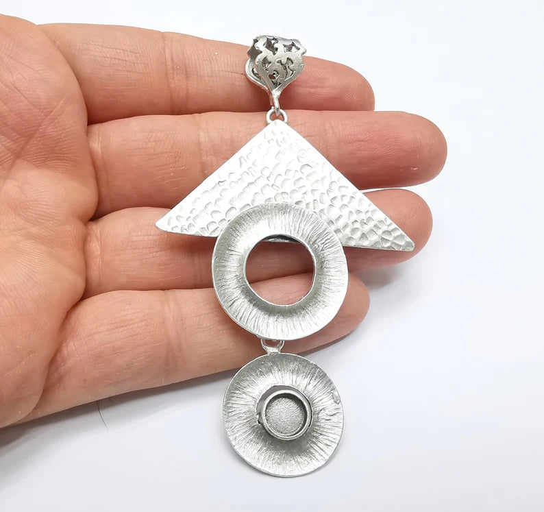 Silver Pendant Blank, Cabochon Bezel, Locket Pendant Base, inlay Mountings, Resin Necklace, Antique Silver Plated Brass (8mm blank) G35027