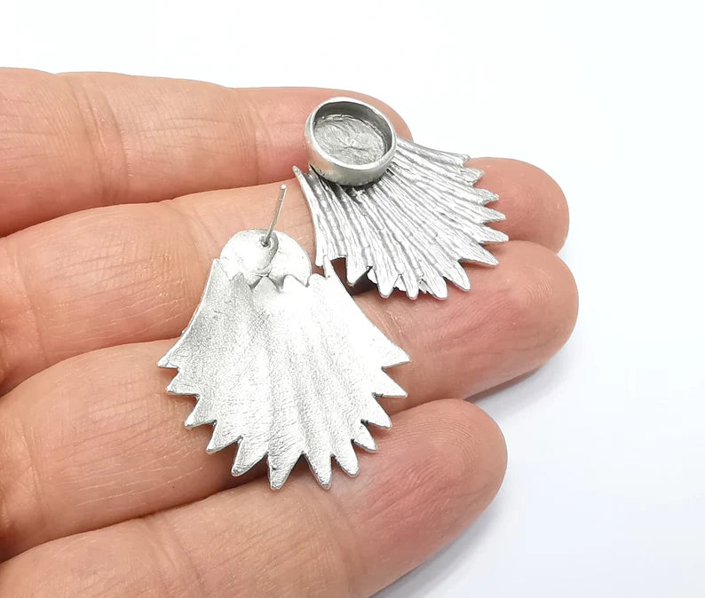Silver Earring Base, Earring Blank, Ear Settings Bezel, Resin Blank, Cabochon Mountings, Antique Silver Plated Brass (10mm blanks) G35045