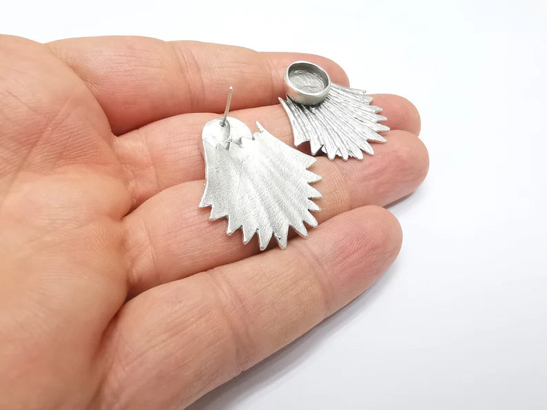 Silver Earring Base, Earring Blank, Ear Settings Bezel, Resin Blank, Cabochon Mountings, Antique Silver Plated Brass (10mm blanks) G35045