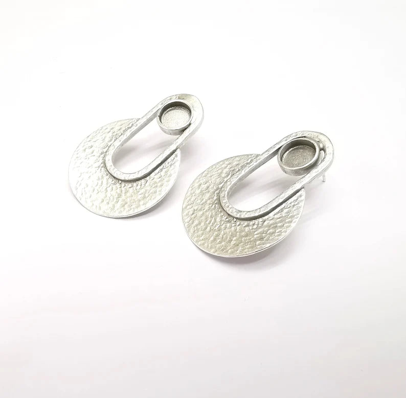 Silver Earring Base, Earring Blank, Ear Settings Bezel, Resin Blank, Cabochon Mountings, Antique Silver Plated Brass (8mm blanks) G35047