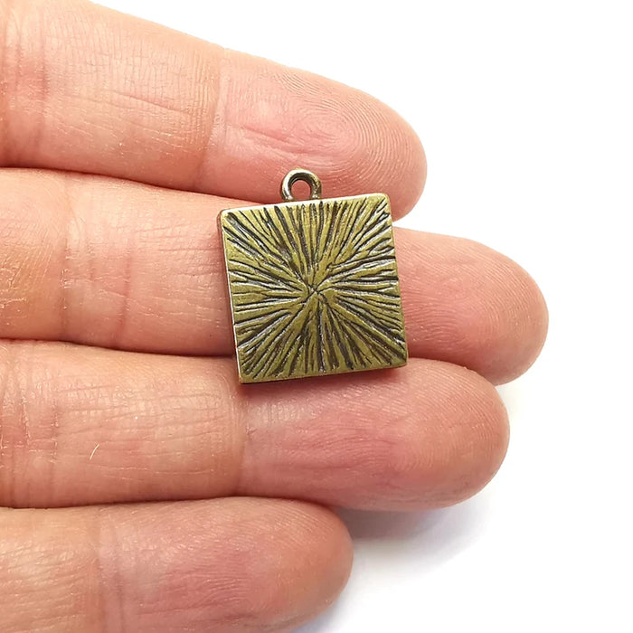 Bronze Pendant Blank, Cabochon Bezel, Locket Pendant Base, inlay Mountings, Resin Necklace, Antique Bronze Plated Metal (16mm blank) G35049