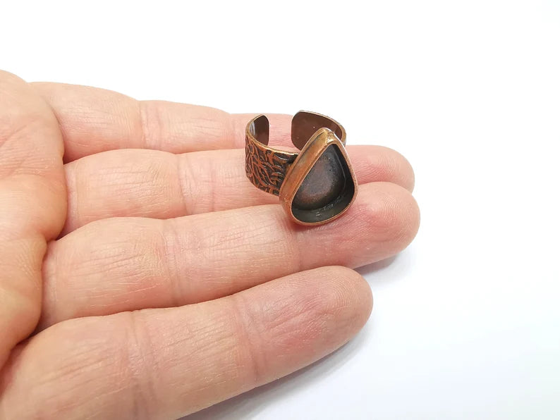 Copper Ring Setting, Cabochon Blank, Resin Bezel, Round Ring Mounting, Epoxy Frame Base, Adjustable Antique Copper Plated 18x13mm G35059