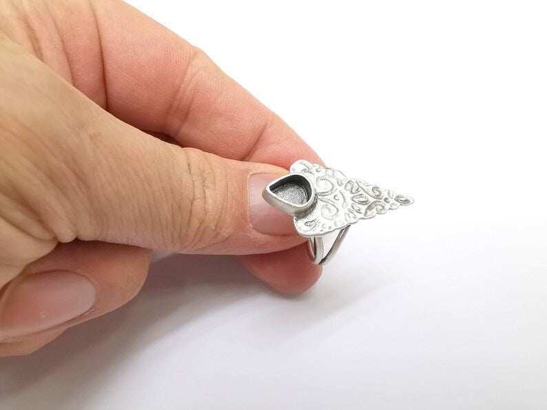 Silver Ring Setting, Cabochon Blank, Resin Bezel, Round Ring Mounting, Epoxy Frame, Adjustable Antique Silver Plated Brass 10x8mm G35229