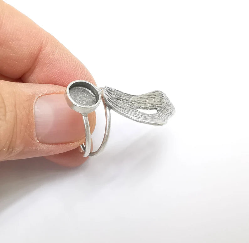 Silver Ring Setting, Cabochon Blank, Resin Bezel, Round Ring Mounting, Epoxy Frame Base, Adjustable Antique Silver Plated Brass 8mm G35247