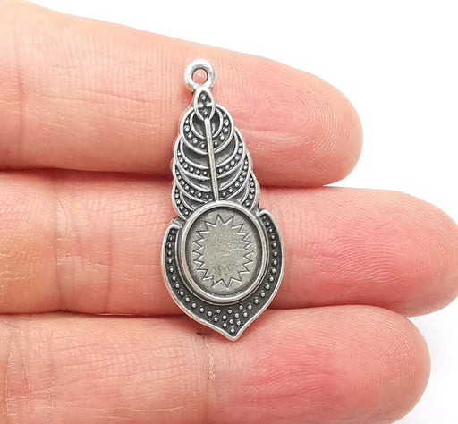 Silver Pendant Blank, Cabochon Bezel, Locket Pendant Base, inlay Mountings, Resin Necklace, Antique Silver Plated (11x9mm blank) G35073