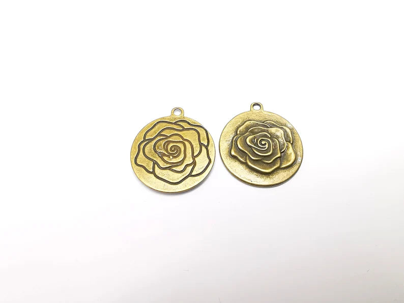 Rose Charms, Bronze Flower Charms, Earring Charms, Bronze Pendant, Necklace Pendant, Antique Bronze Plated Metal 35x31mm G35074