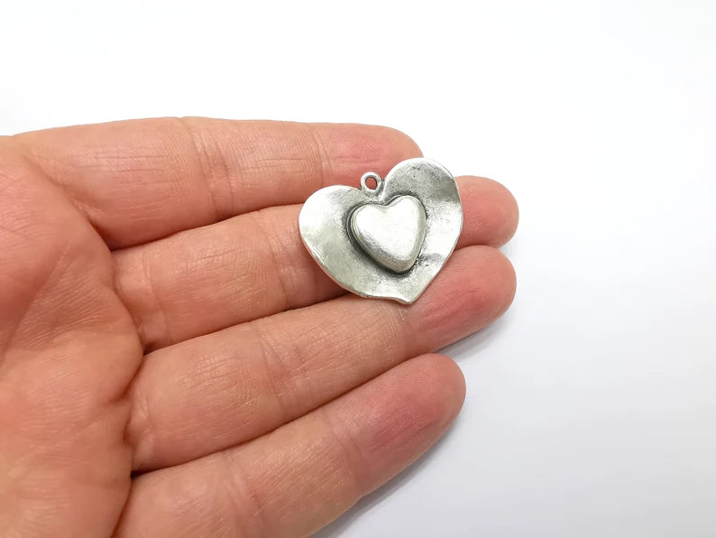 Heart Charms, Boho Charms, Love Charms, Dangle Earring Charms, Silver Pendant, Necklace Parts, Antique Silver Plated 34x27mm G35075