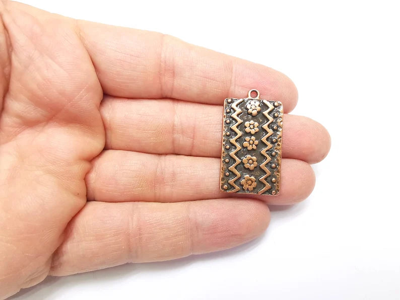 Copper Mystic Charms, Baroque Charms, Ethnic Earring Charms, Copper Rustic Pendant, Necklace Parts, Antique Copper Plated 35x20mm G35093