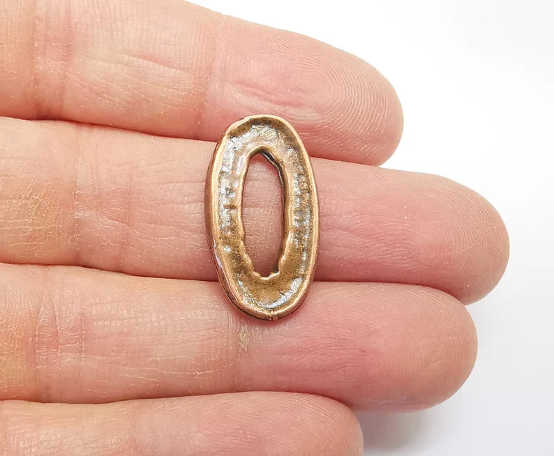 5 Copper Circle Connector, Jewelry Parts, Hammered Bracelet Component, Antique Copper Finding, Antique Copper Plated (25x13mm) G35108