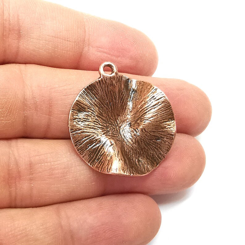 Wavy Circle Charms, Copper Boho Charms, Rustic Charms, Earring Charms, Copper Pendant, Necklace Parts, Antique Copper Plated 30x27mm G35259