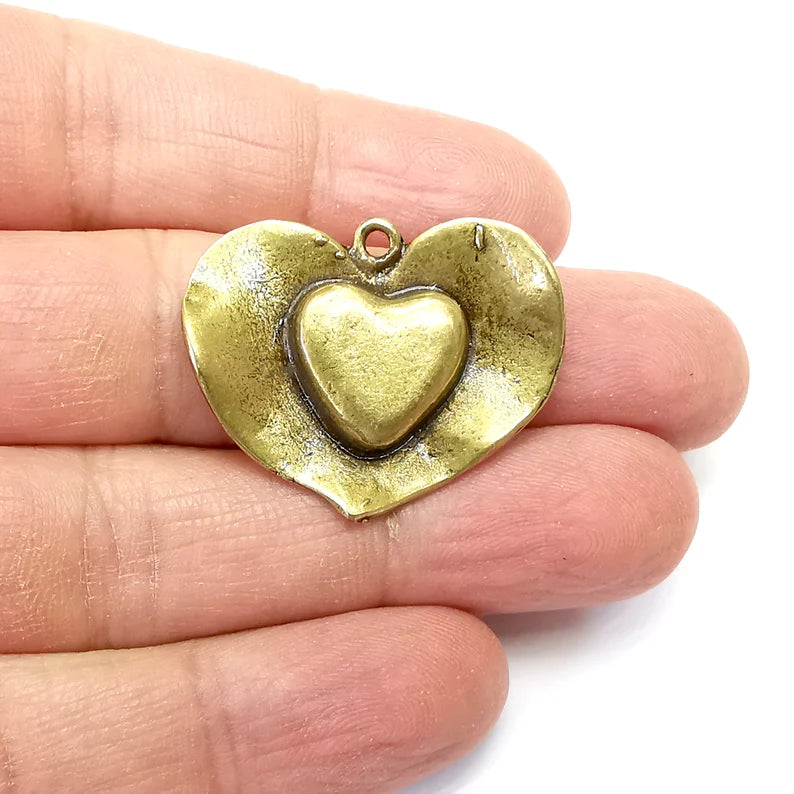 Heart Charms, Heart Sheet Charms, Ethnic Earring Charms, Bronze Rustic Pendant, Necklace Parts, Antique Bronze Plated 34x28mm G35117