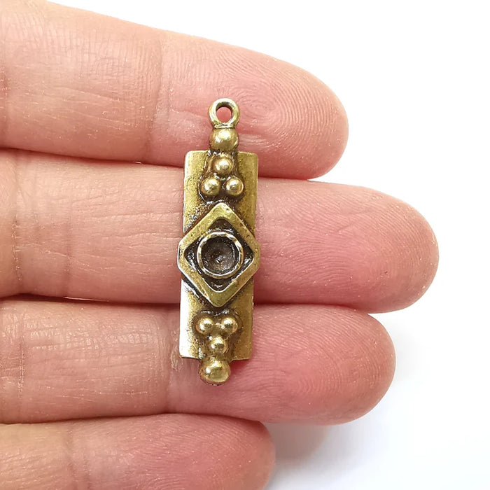 2 Bronze Charms, Rectangle Charms, Ethnic Earring Charms, Bronze Rustic Pendant, Necklace Parts, Antique Bronze Plated 36x11mm G35118