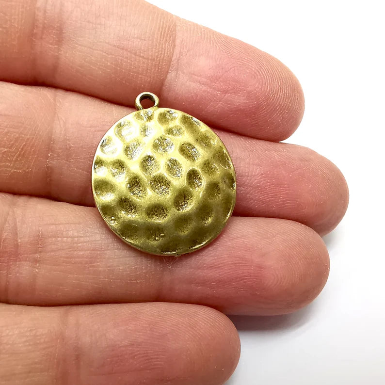 2 Hammered Circle Charms, Curved Charms, Rustic Charms, Earring Charms, Bronze Pendant, Necklace Parts, Antique Bronze Plated 28x25mm G35269