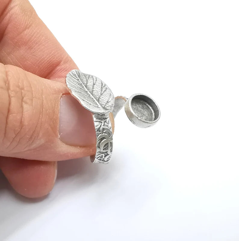 Leaf Ring Setting, Cabochon Blank, Resin Bezel, Round Ring Mounting, Epoxy Frame Base, Adjustable Antique Silver Plated Brass 8mm G35272