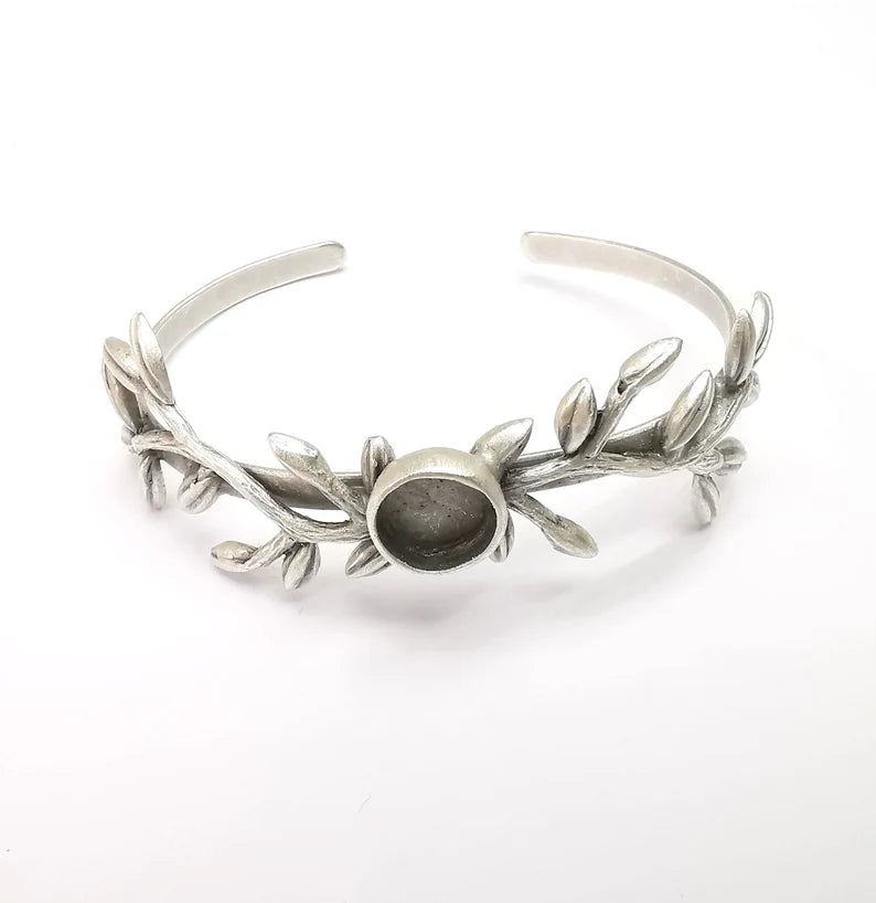 Leaf Bracelet, Leaf Branch Cuff, Ivy Bangle Bezel, Resin Blank, Wristband Cabochon Base, Adjustable Antique Silver Brass (10mm) G35273