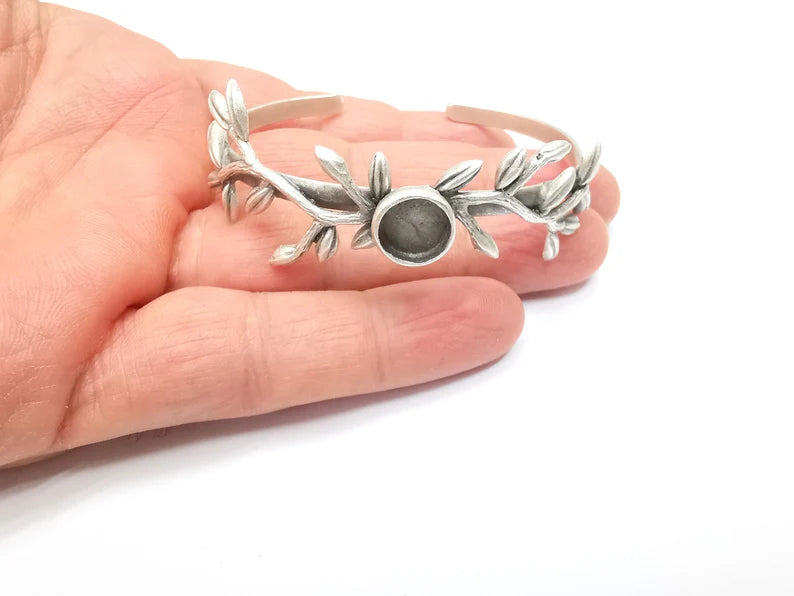 Leaf Bracelet, Leaf Branch Cuff, Ivy Bangle Bezel, Resin Blank, Wristband Cabochon Base, Adjustable Antique Silver Brass (10mm) G35273