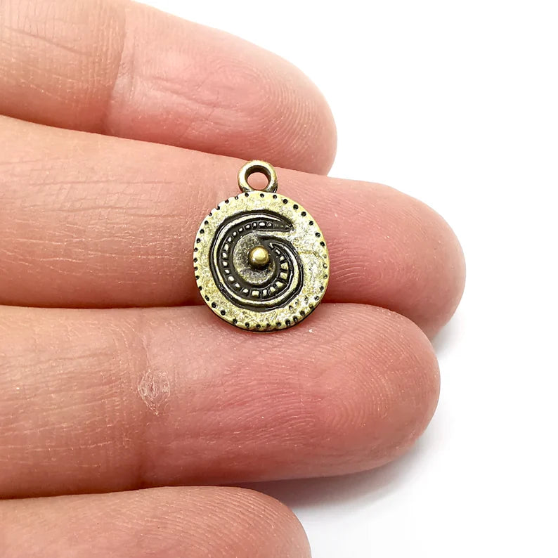 4 Bronze Charms, Disc Charms, Earring Charms, Bronze Pendant, Necklace Pendant, Antique Bronze Plated Metal 17x13mm G35285